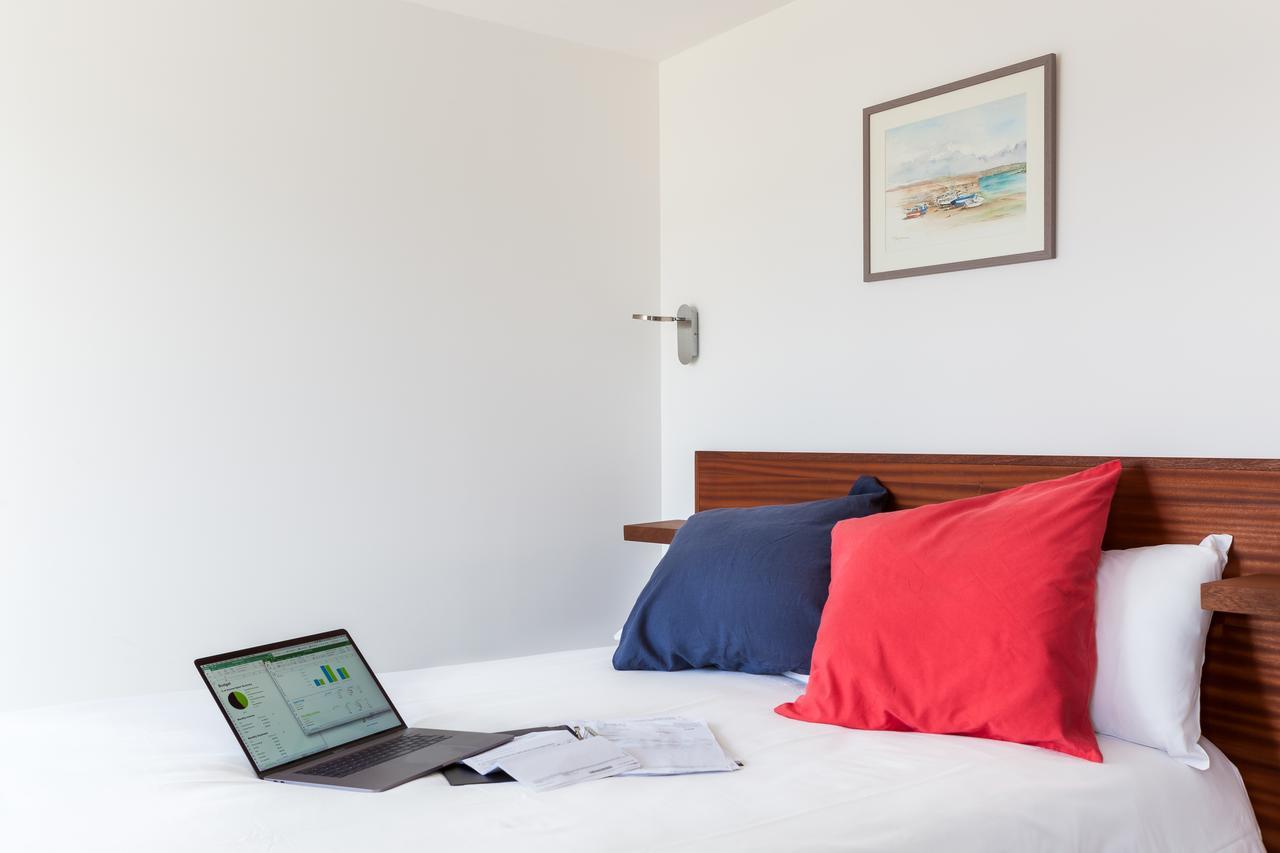 Hotel Du Port Locquirec Ngoại thất bức ảnh